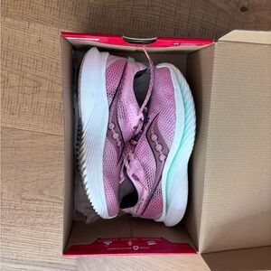 Saucony Kinvara 14 running Shoes